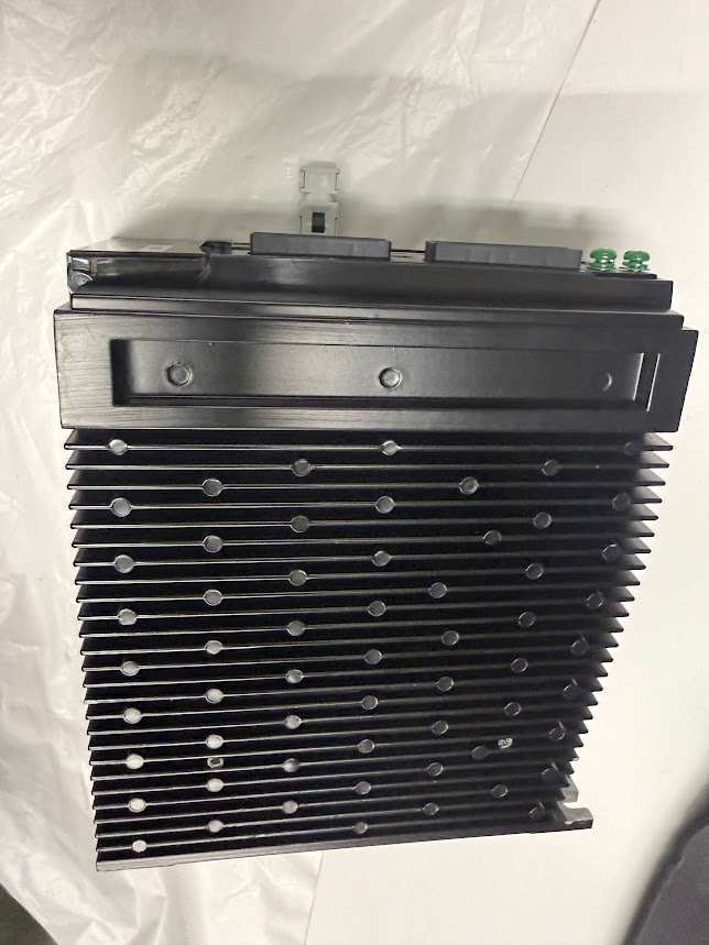 OMRON R88D-KT08H Accurax G5 Servo Driver High-Response Motion Control - Image 2