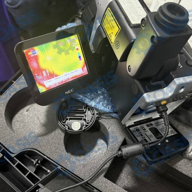 NEC Avio InfRec InfraRed Camera R300W2 R15 With R300-334 Pwr Supply Accessories