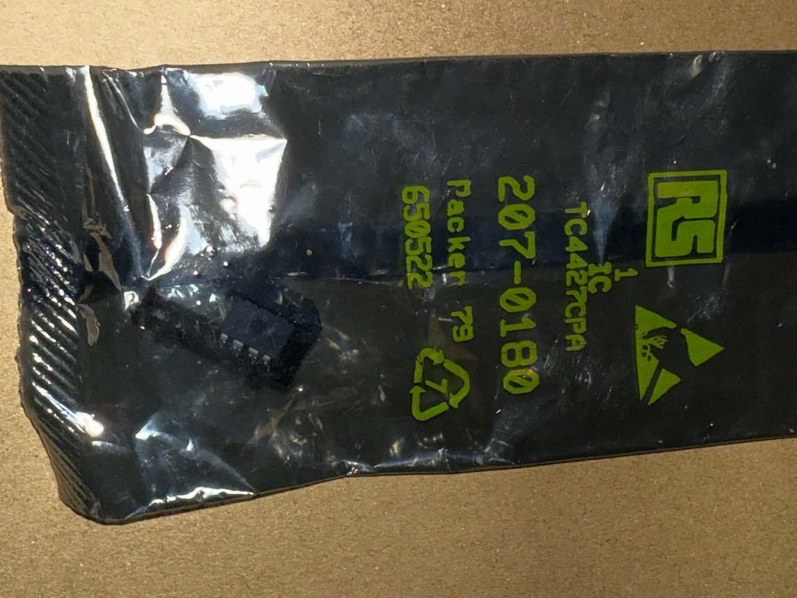 RS IC TC4427CPA Dual High-Speed MOSFET Driver 1.5A Peak, DIP-8 207-0180