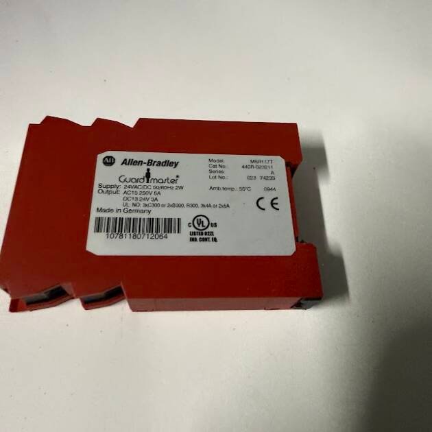 Allen-Bradley Guard Master MSR117T Safety Relay 440R-B23211 Germany